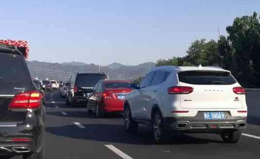 今起四川迎“五一”出行高峰期 交警提醒這些路段要繞行