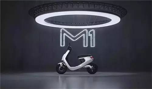 寶馬前設(shè)計(jì)總監(jiān)加盟小牛電動(dòng)，M1系列新品引領(lǐng)智能出行新潮流